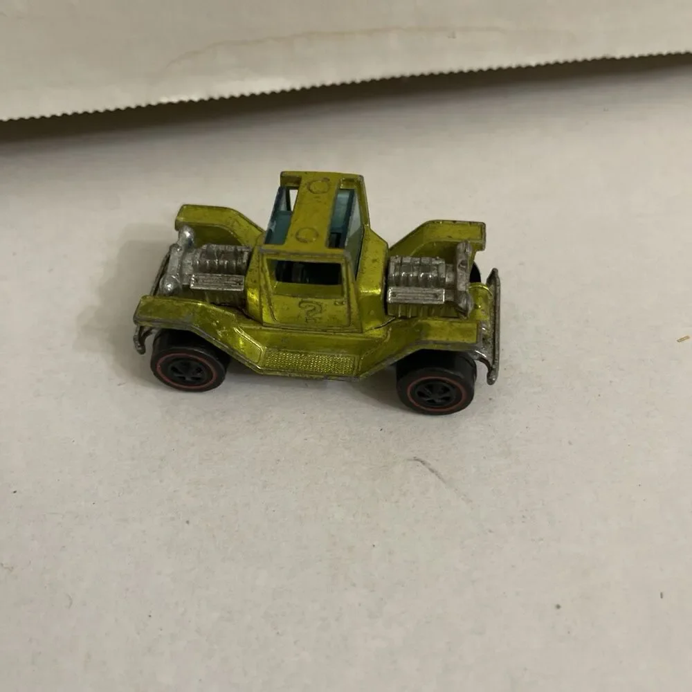 Vtg Hot Wheels Redline  T-4-2, Metallic Lime Hong Kong One Wheel Broken 1970s